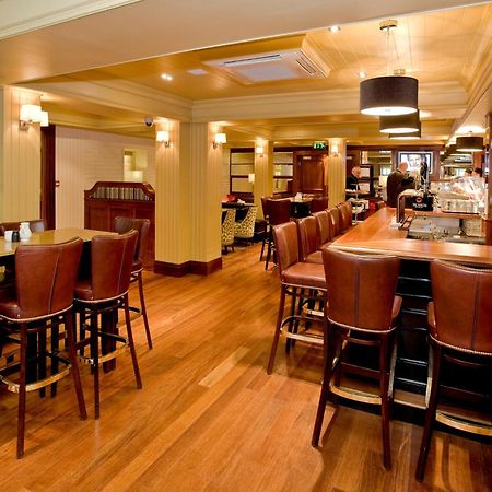 Lawlors Hotel دونغارفان المطعم الصورة