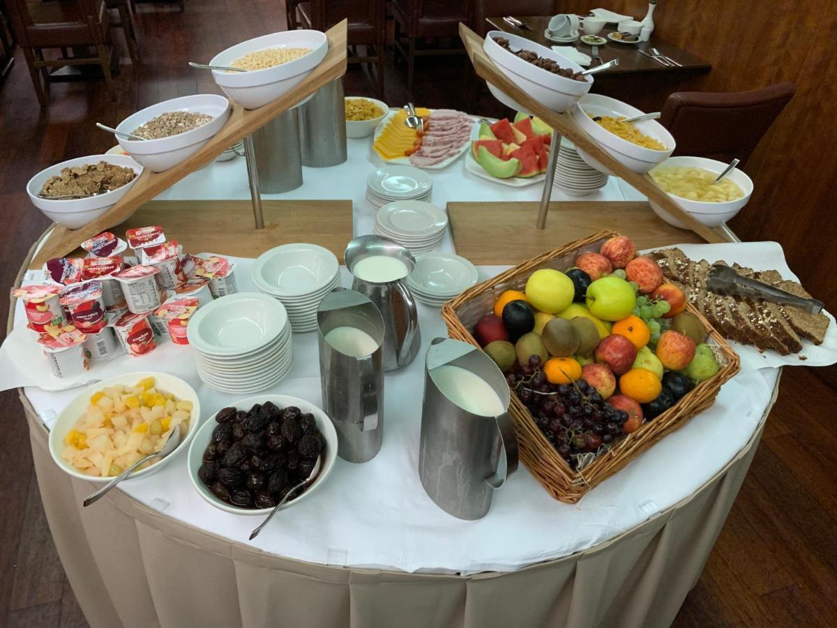 Lawlors Hotel دونغارفان المظهر الخارجي الصورة
